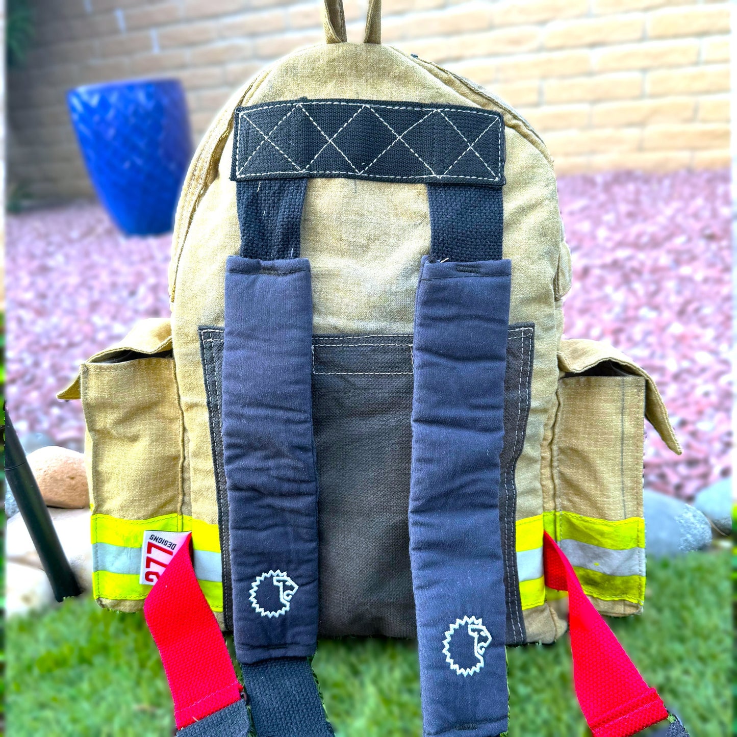 Hiking Durable Backpack with Metal Hook