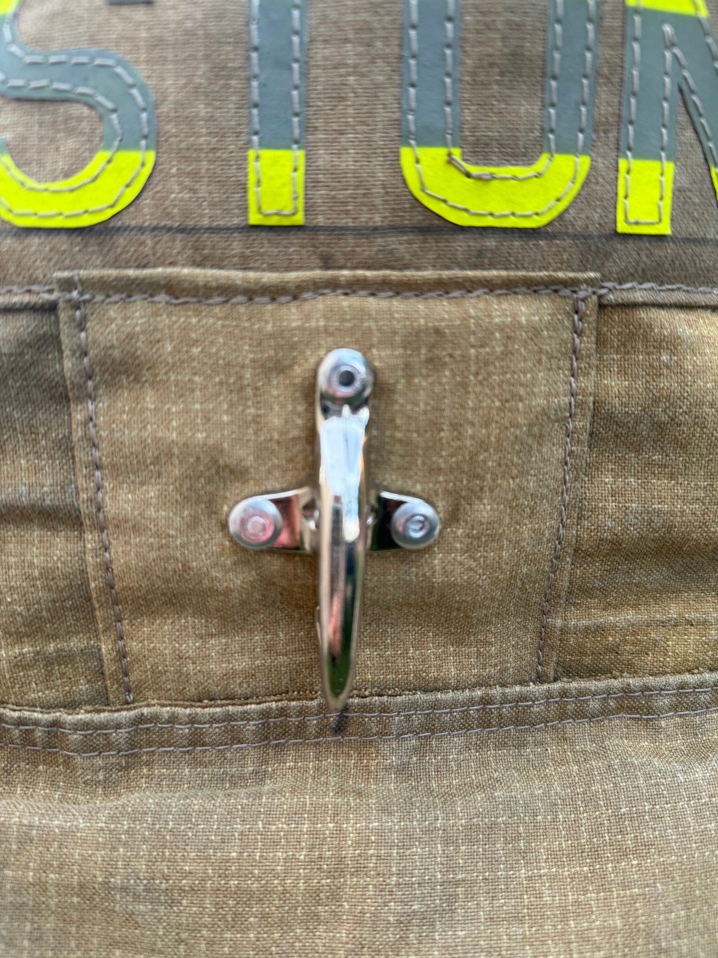 Hiking Durable Backpack with Metal Hook